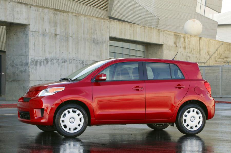  Scion xD 2007 года  (фото 110 из 113)